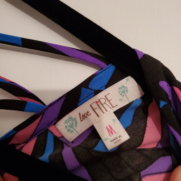 Bold Pattern Dress - Picture 3 of 3